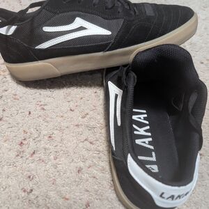 Men's Black and White Sneakers